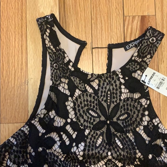 Tags on Express Dress - Picture 3 of 4